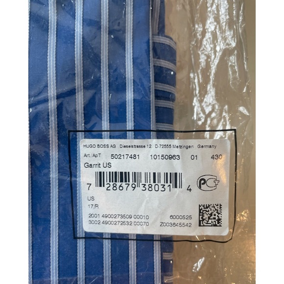 Hugo Boss Striped Dress Shirt. Regular Fit. 17 Neck x 32/33 Sleeve NWT - Picture 3 of 6